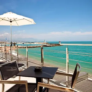 **** Hotel Azur France